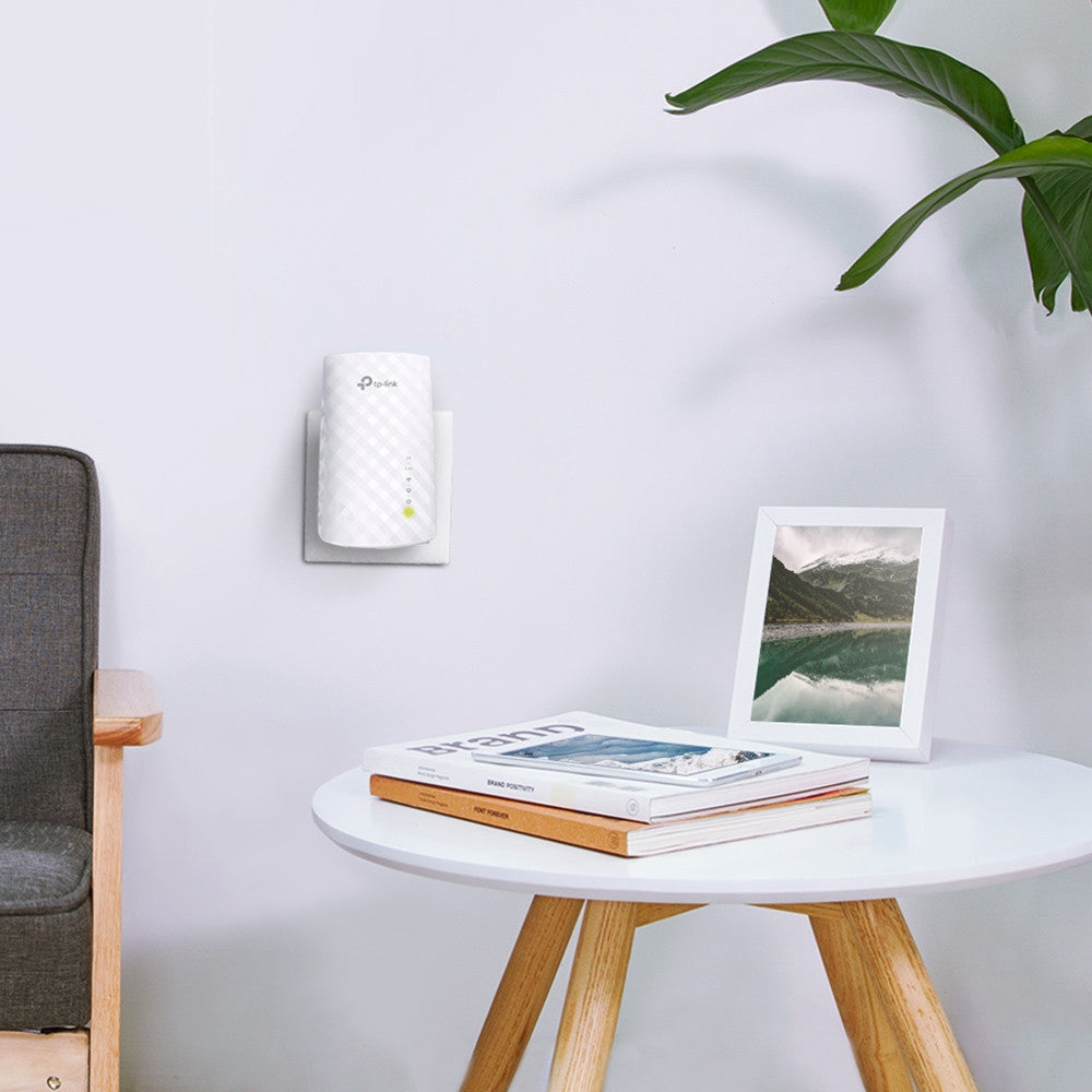 موسع نطاق الواي فاي الموصول بالحائط / TP-Link AC750 RE200