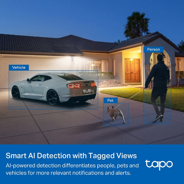 كاميرا على شكل كشاف ضوئي ذكية خارجية بدقة 4 ميجا بكسل من Tapo C720