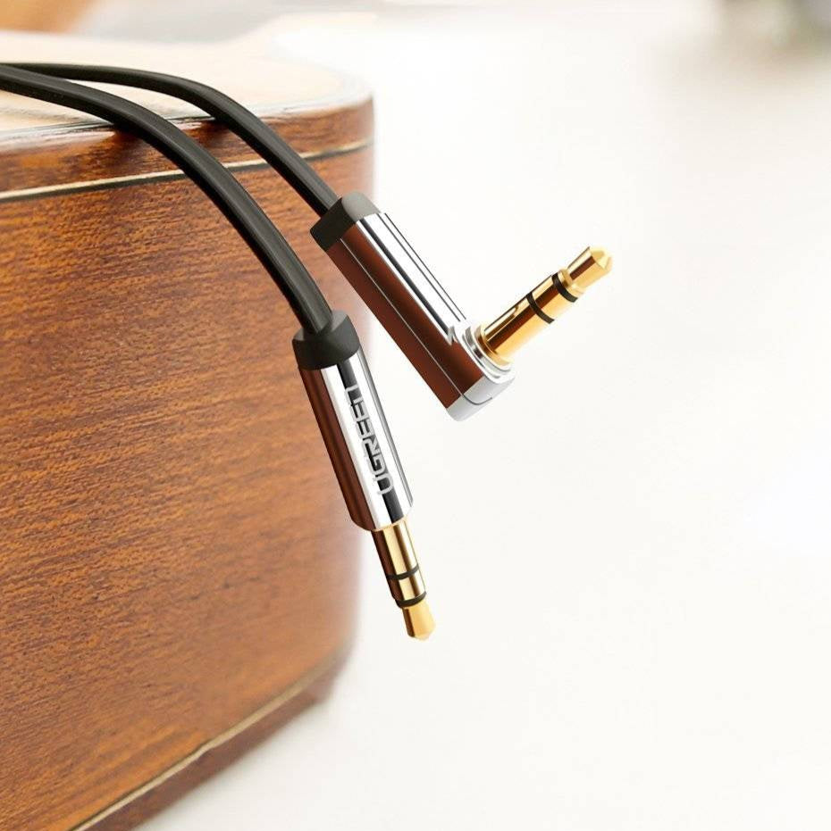 UGREEN Flat Angled Cable AUX Audio Cable 3.5 mm Mini Jack 0.5 m (Black) /AV119