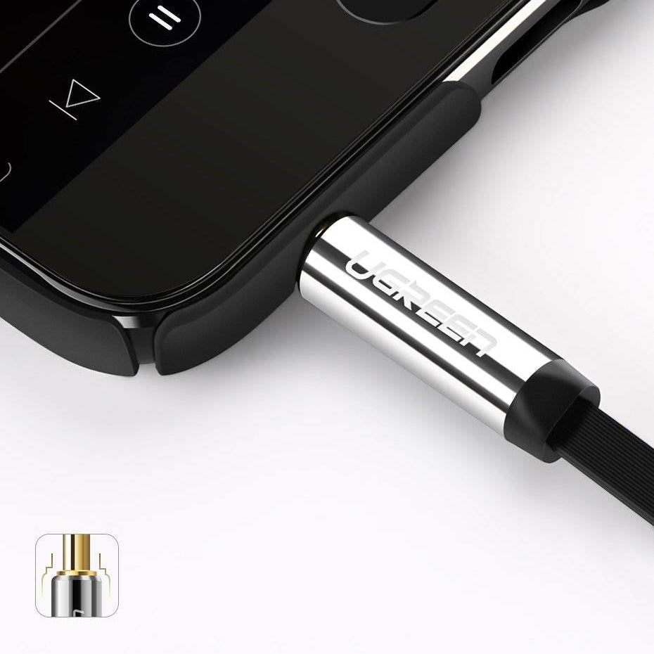 UGREEN Flat Angled Cable AUX Audio Cable 3.5 mm Mini Jack 0.5 m (Black) /AV119